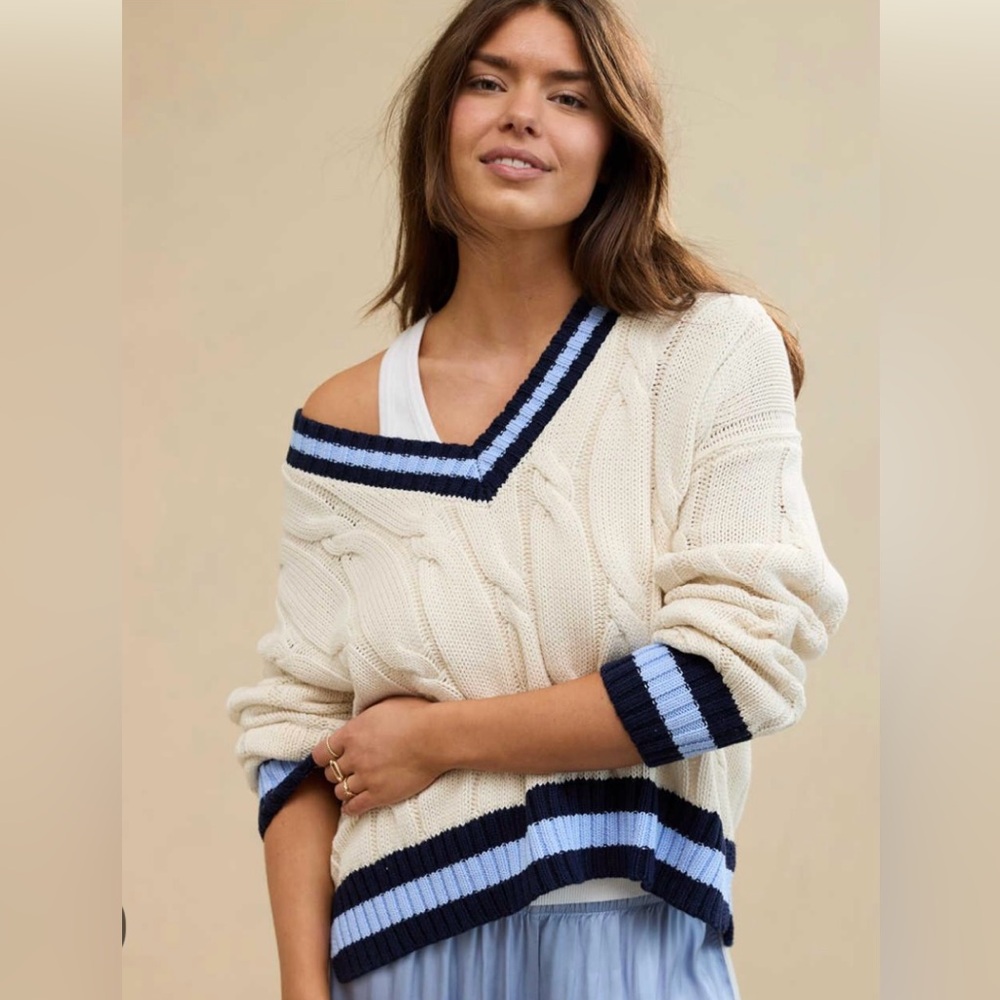 Aerie Cropped Cable V-Neck Sweater